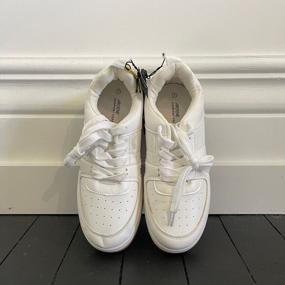 White Sneakers - Picture 3 of 3